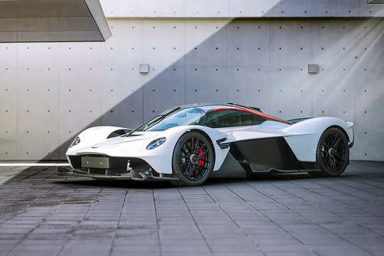 Siêu xe Aston Martin Valkyrie cực hiếm lên sàn đấu giá