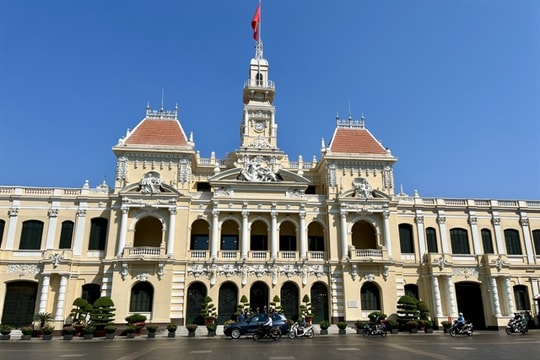 HCM City to support public officials amid high workloads