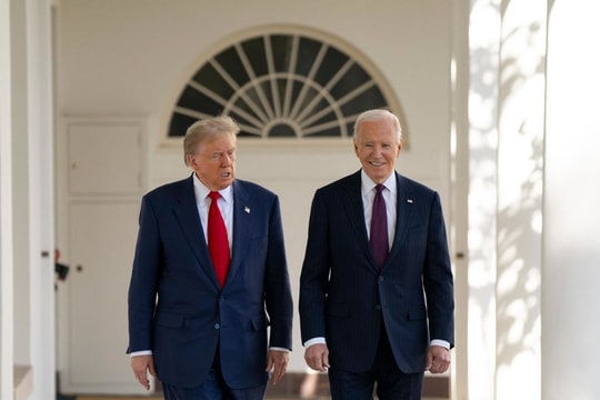 Ông Trump và ông Biden gặp nhau ở Nhà Trắng, hứa chuyển giao quyền lực suôn sẻ