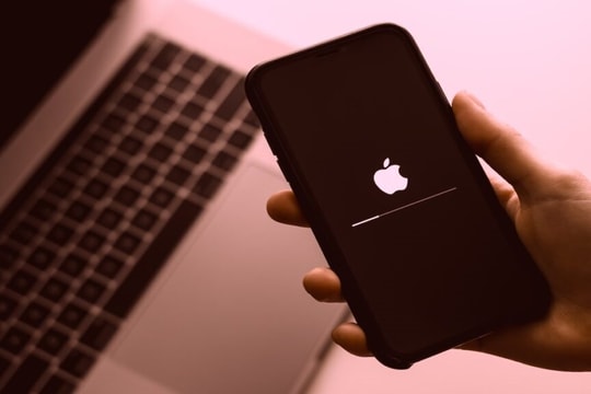 Sau update iOS 18, nhiều iPhone gặp lỗi tự khởi động sau 72 giờ