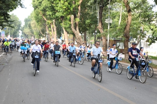 Fourth "For a Green Hà Nội" cycling event held in capital city