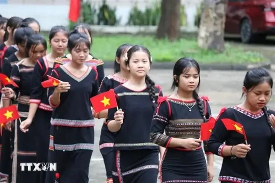 Bahnar people in Kon Tum weave brocade craft into cultural perservation