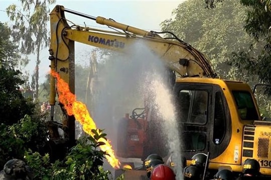 Eight detained after petrol bomb attack following road plans in southern Việt Nam