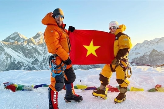 Nguyen Thanh Binh, first Vietnamese woman to conquer Ama Dablam