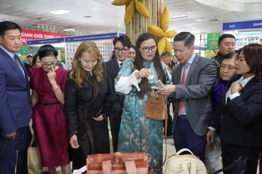 AgroViet 2024 opens in Hanoi