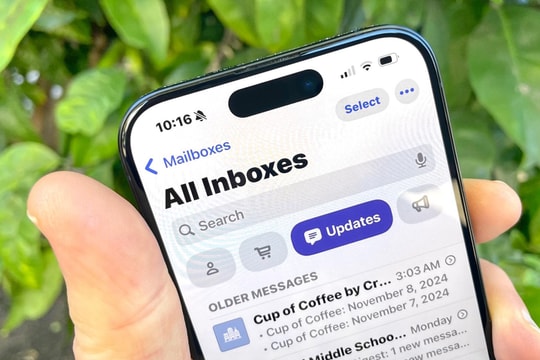 Apple Mail 'lột xác' chưa từng có nhờ iOS 18.2