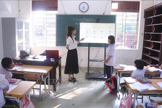 Cathedral 'Love Classes' amid the port city of Hải Phòng