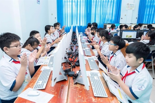 Computers and counselling help keep children happy in schools