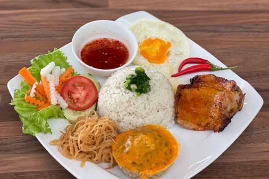 Broken rice and other Vietnamese dishes among the best rice dishes in Southeast Asia