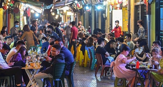 Hà Nội’s food streets: A symphony of taste in every step