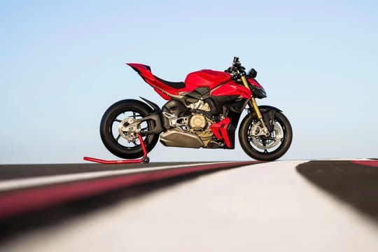 Ducati ra mắt Streetfighter V4S 2025 với loạt cải tiến mới