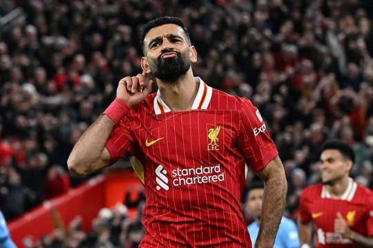 Thua Liverpool, Man City chìm sâu khủng hoảng