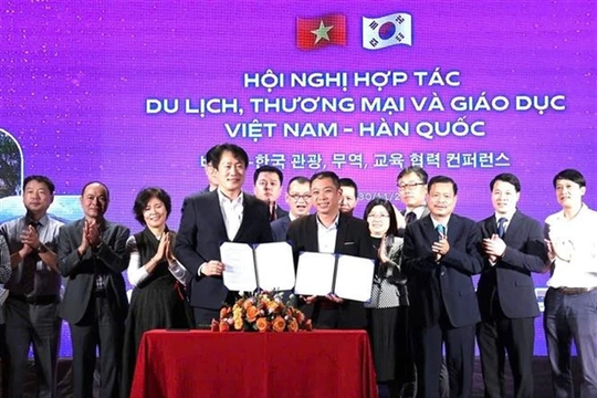 Việt Nam, RoK expand tourism cooperation