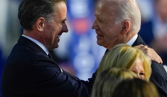 Tổng thống Joe Biden ân xá cho con trai Hunter Biden