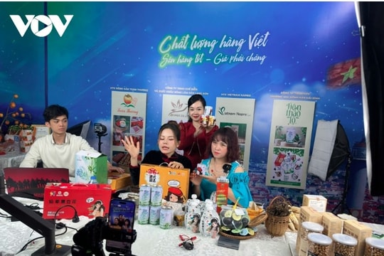 Vietnam-China trade and tourism fair kicks off in Lang Son