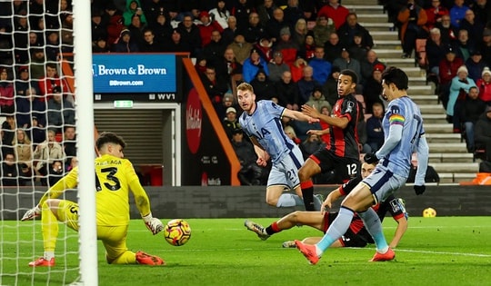 Tottenham sa chân vào vũng lầy, Bournemouth chen chân Top 10 Ngoại hạng Anh