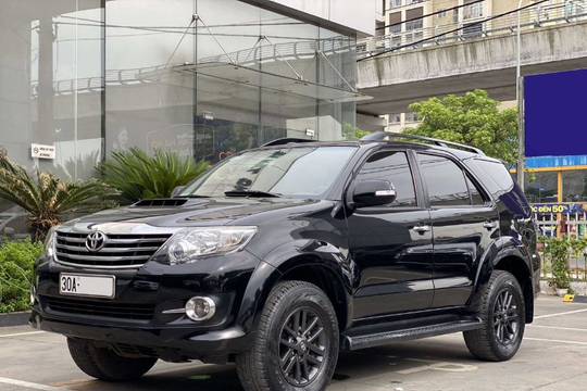 Mua Toyota Fortuner cũ - Giá trị thực sự đằng sau mức giá hấp dẫn