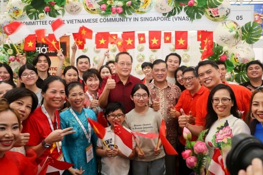 Vietnamese join Singapore’s International Migrants Day Celebration