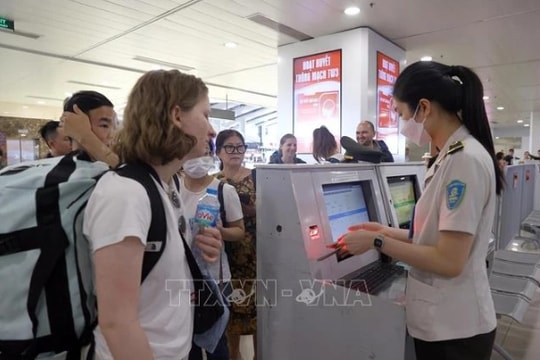 Hanoi tightens airport health checks amid Congo mysterious disease outbreak