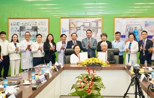 MoU signed to establish cell, stem-cell quality control centre in Vietnam