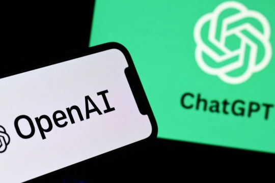 OpenAI xem xét chuyển đổi mô hình hoạt động