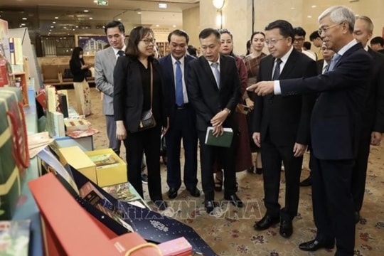 Vietnam, Laos maximise trade, investment cooperation potential