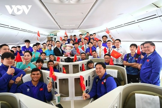 Local players arrive in Thailand for ASEAN Cup Final second leg