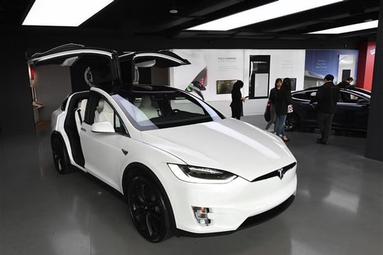 Hãng xe Tesla của tỷ phú Elon Musk bị điều tra tại Mỹ