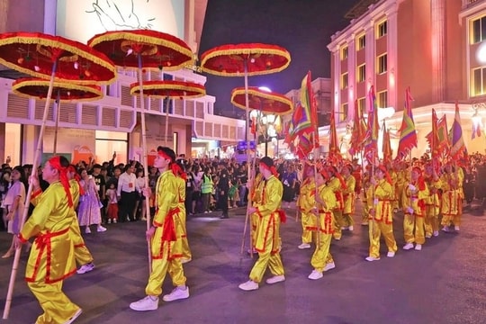 Hanoi leaves cultural industry hallmarks