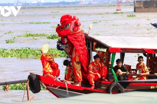 A guide to Cai Rang floating market in Mekong Delta region