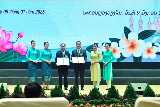 Vietnam Airlines, Lao Airlines sign MoU to boost strategic ties