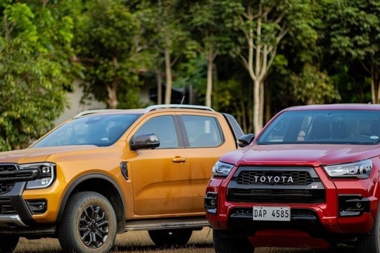 Xe bán tải tháng 12/2024: Ford Ranger vẫn bất bại, Triton bám sát Toyota Hilux