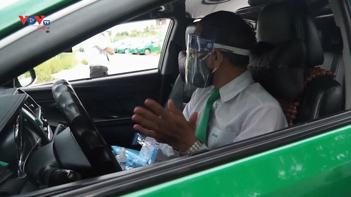 Hà Nội: 200 xe taxi được hoạt động trong thời gian giãn cách xã hội
