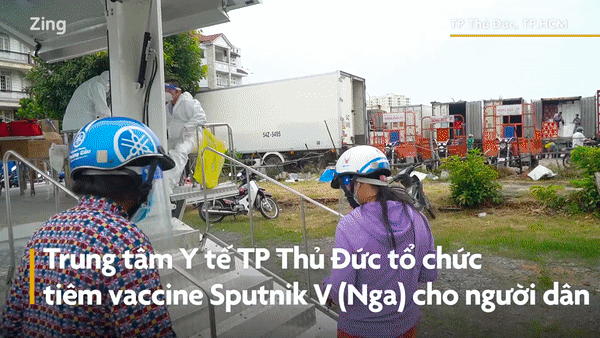 Đi từ Tiền Giang lên TP.HCM để được tiêm vaccine Sputnik V