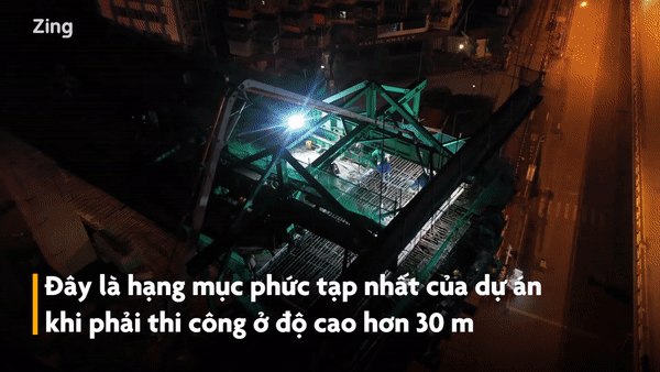 Đúc dầm bê tông cầu cạn cao nhất Hà Nội