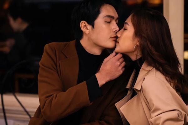 Cặp đôi MC yêu nhau ở VTV khiến dân tình cười bể bụng