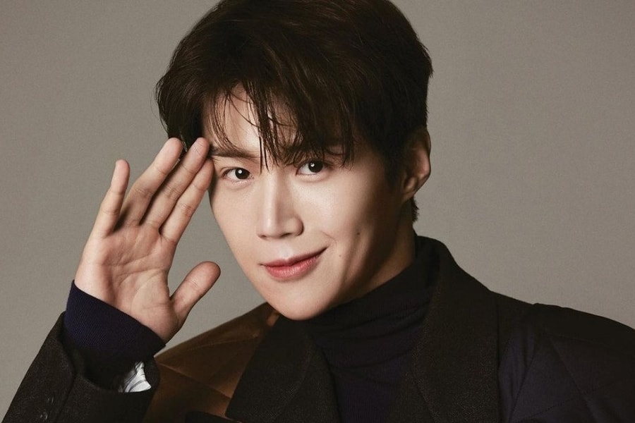 Kim Seon Ho được người trong ngành khen tốt bụng và ấm áp