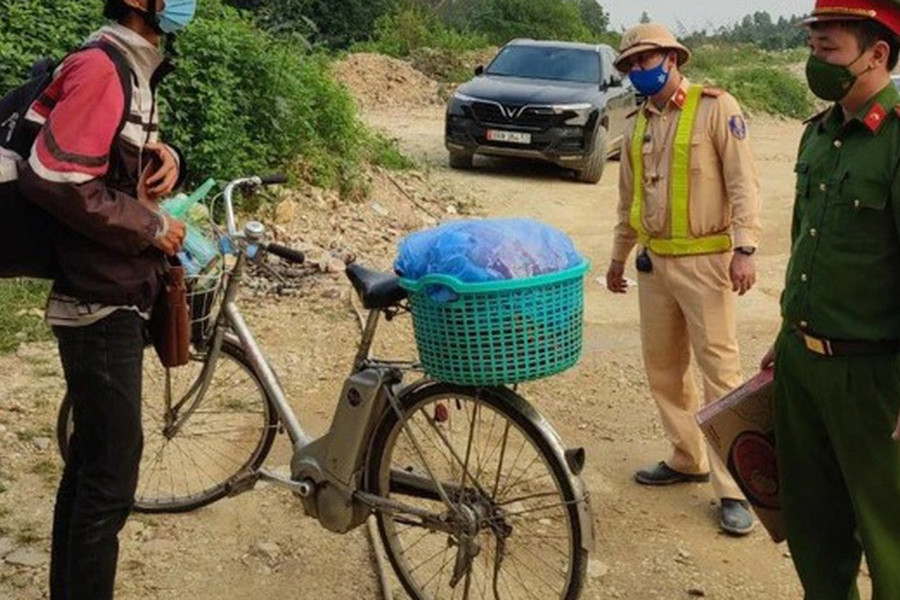 Đạp xe gần 2.000 km từ An Giang lên Tuyên Quang xin việc