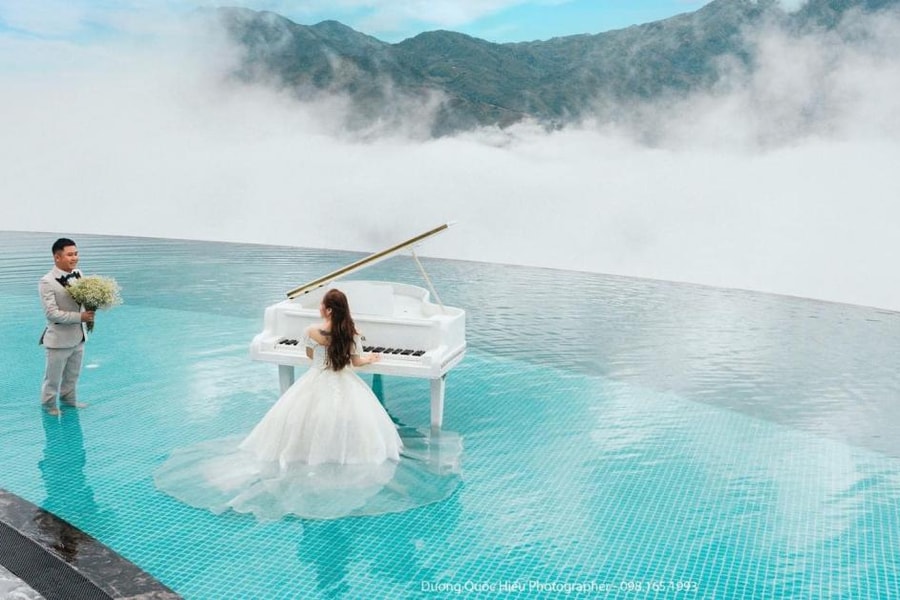 Những điểm "sống ảo" mới lạ, siêu đẹp giữa biển mây bồng bềnh ở Sa Pa