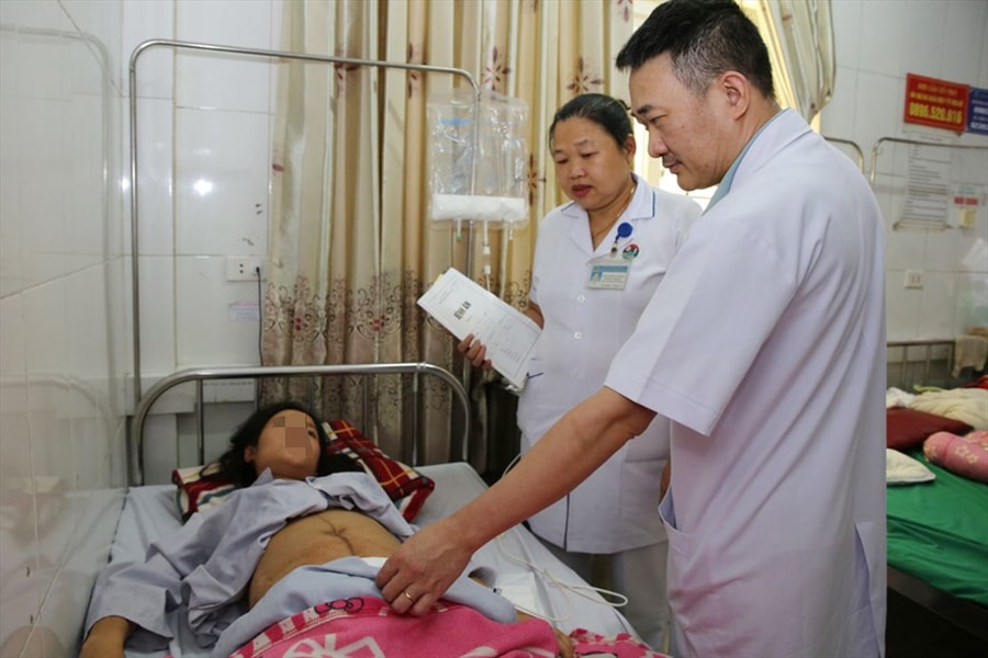 Cứu sống sản phụ mang song thai bị sản giật nặng