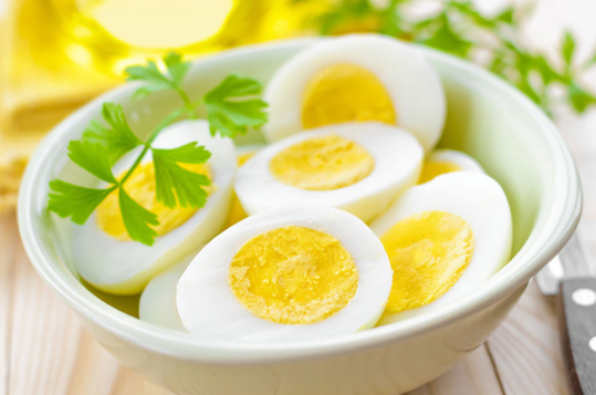 Người đàn ông hơn 30 tuổi bị nhồi máu não do ăn quá nhiều trứng