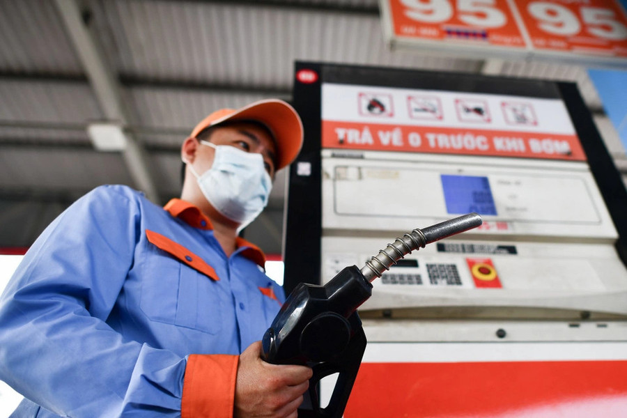 Nhiều nước Đông Nam Á có giá dầu diesel đắt hơn xăng