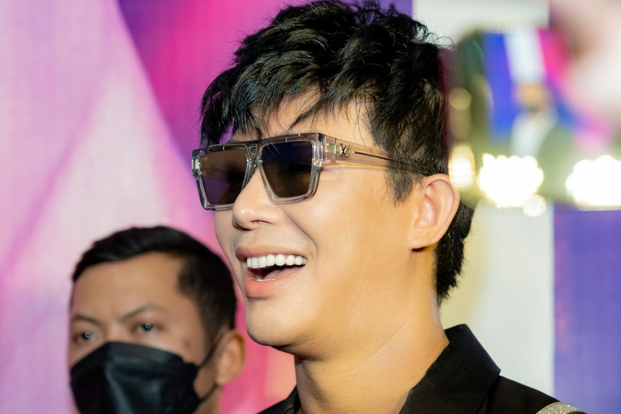Nathan Lee quay MV ở Thái Lan, tuyên bố ‘có tiền cũng không thuê được’