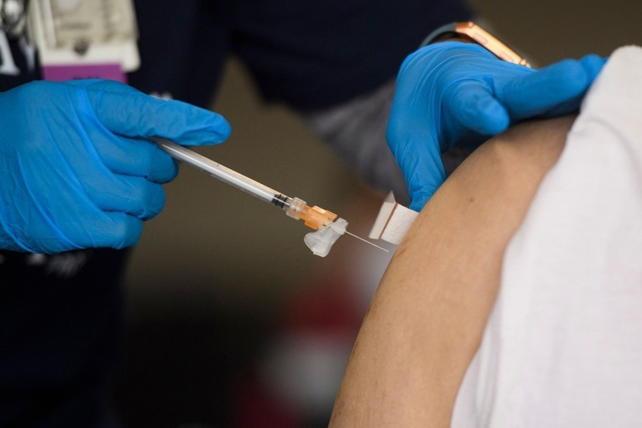 Sở Y tế TPHCM mong muốn thuyết phục 579 nhân viên y tế cho con tiêm vaccine