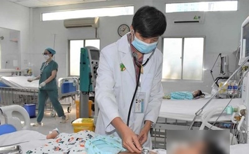 Tiền lương, phụ cấp cho bác sĩ sắp tới sẽ thay đổi ra sao?