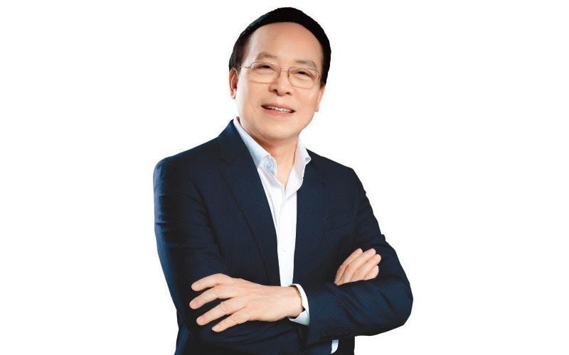 Nghệ nhân 'đẽo ngọc' cho đời