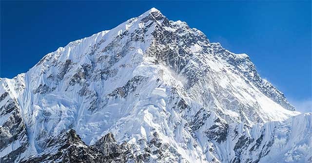 Đỉnh Everest và lịch sử chết chóc của nóc nhà thế giới