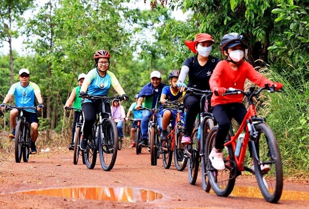 Đạp xe xuyên rừng - khám phá rừng nhiệt đới Mã Đà tại Đồng Nai