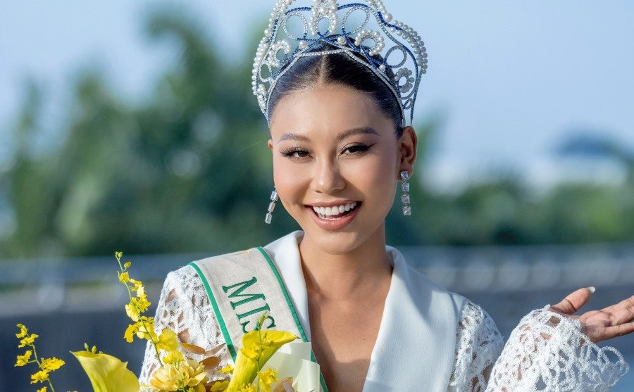 Thạch Thu Thảo gây ấn tượng tại ‘Hoa hậu Trái đất 2022’