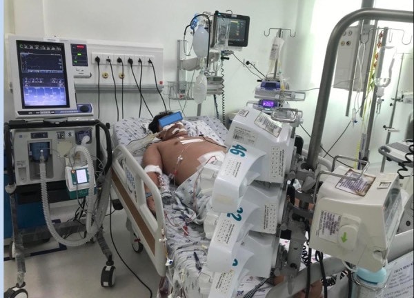 BV Nhi đồng TP.HCM: Hàng chục bệnh nhi sốt xuất huyết nặng thở máy, cấp cứu